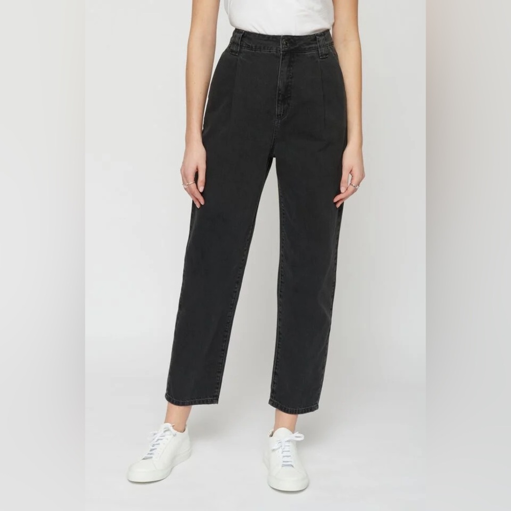 BNWT Dynamite Gigi Tailored Ultra High Waist Jeans Size 26